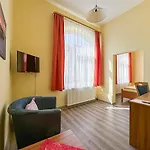 Graf Waldersee 3* بوركم