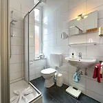فندق Graf Waldersee 3*