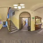 Graf Waldersee 3* بوركم