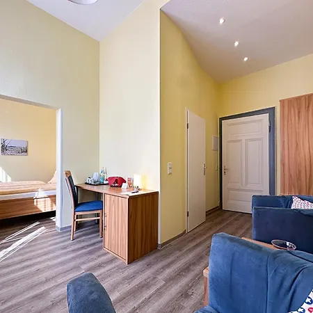 Hotel Graf Waldersee 3*