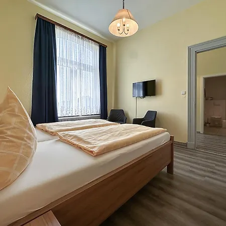 Graf Waldersee 3*