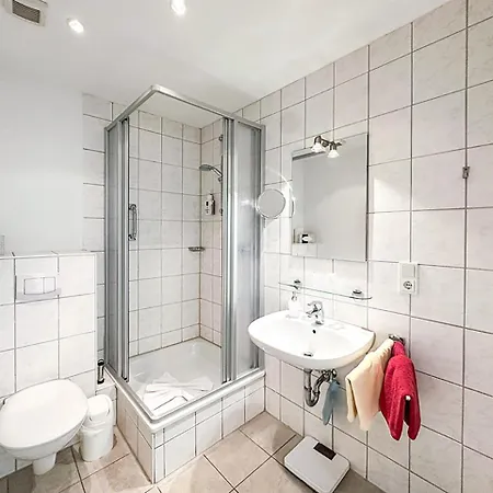 Graf Waldersee 3* בורקום