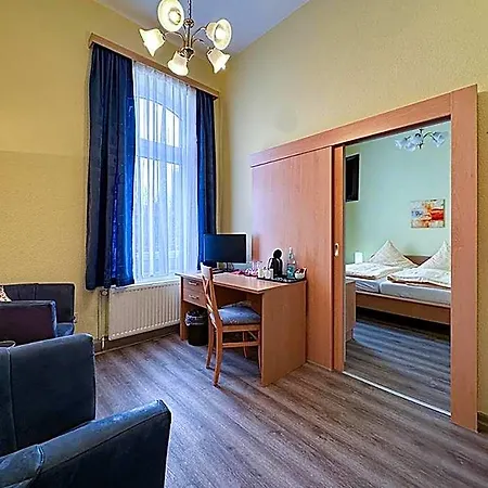 מלון Graf Waldersee