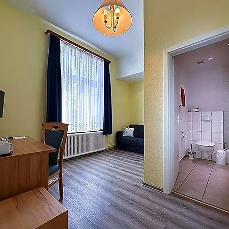 מלון Graf Waldersee 3*