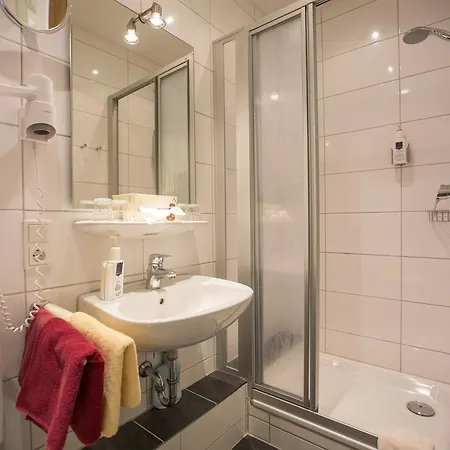 Graf Waldersee Hotel